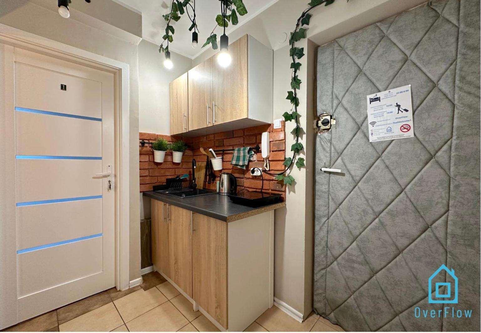 Privatunterkunft Lovely - Peaceful Retreat, 2 Minutes To Old Town *